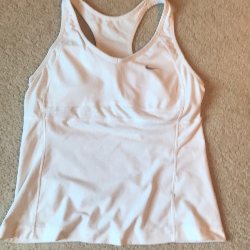 Nike sports tank top / sports bra